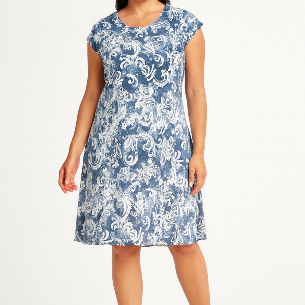 Southern Lady Navy and White Patterned Dress strechy flare midi